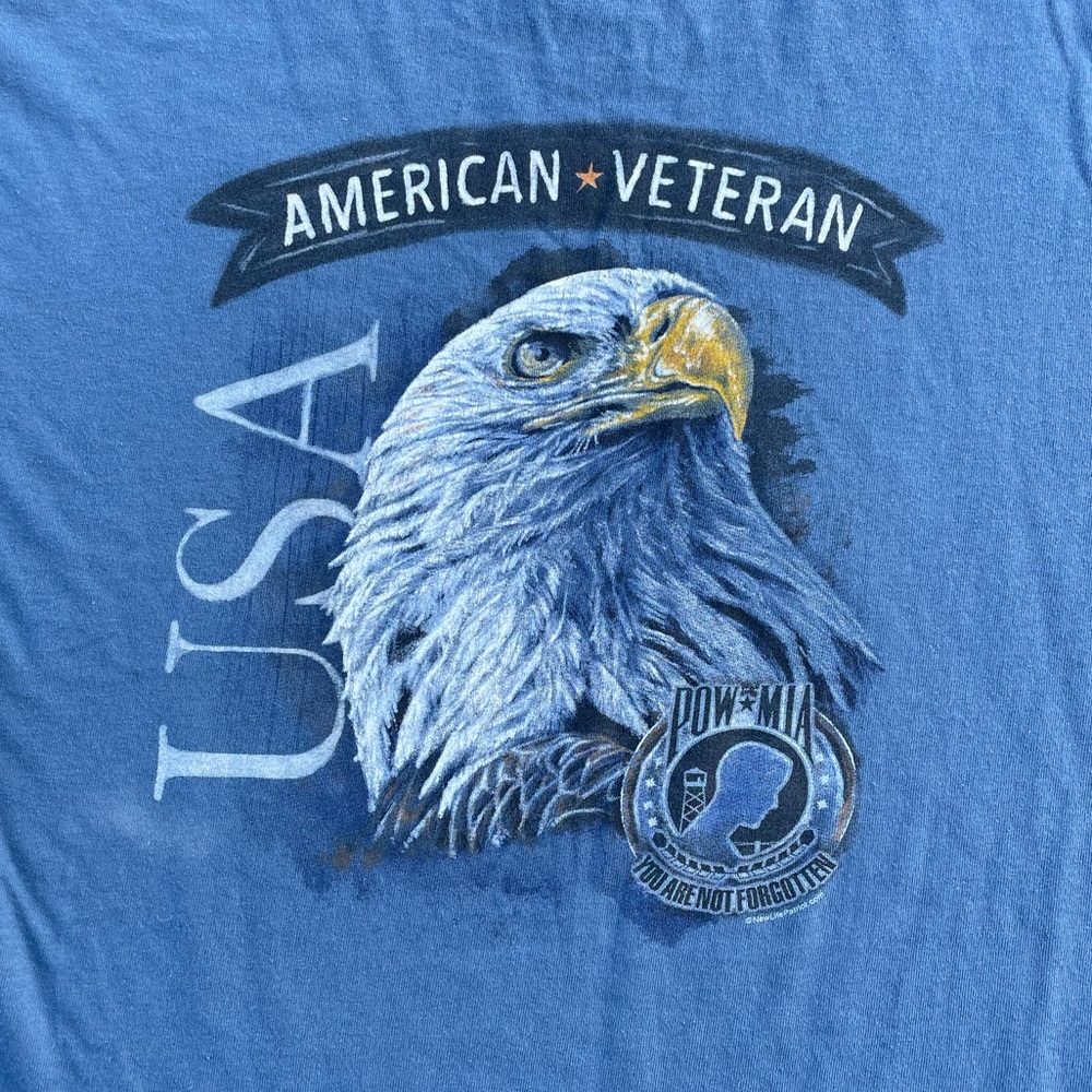 T-shirt.